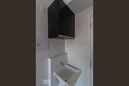 Sala / Cozinha / Lavanderia de apartamento à venda com 1 quarto, 28m² em Vila Palmeiras, São Paulo