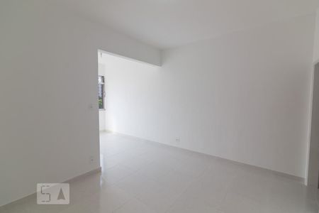 Apartamento à venda com 75m², 2 quartos e sem vaga Apartamento à venda com 75m², 2 quartos e sem vagaSala