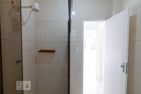 Apartamento à venda com 75m², 2 quartos e sem vaga Apartamento à venda com 75m², 2 quartos e sem vagaBanheiro