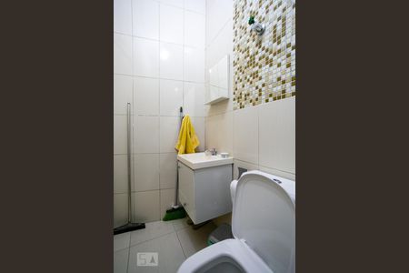 Casa à venda com 134m², 4 quartos e 2 vagas Casa à venda com 134m², 4 quartos e 2 vagasBanheiro da Suíte 4