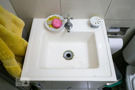 Casa à venda com 134m², 4 quartos e 2 vagas Casa à venda com 134m², 4 quartos e 2 vagasBanheiro da Suíte 4