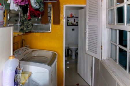 Casa à venda com 158m², 3 quartos e 2 vagasÁrea de Serviço