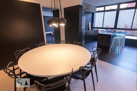 Studio à venda com 30m², 1 quarto e 1 vaga Studio à venda com 30m², 1 quarto e 1 vagaEspaço Gourmet