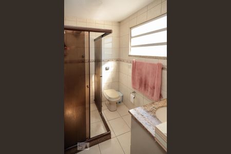 Apartamento à venda com 120m², 3 quartos e sem vaga Apartamento à venda com 120m², 3 quartos e sem vagaBanheiro Suíte