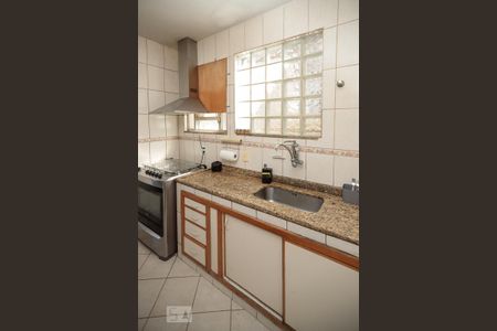 Apartamento à venda com 120m², 3 quartos e sem vaga Apartamento à venda com 120m², 3 quartos e sem vagaCozinha