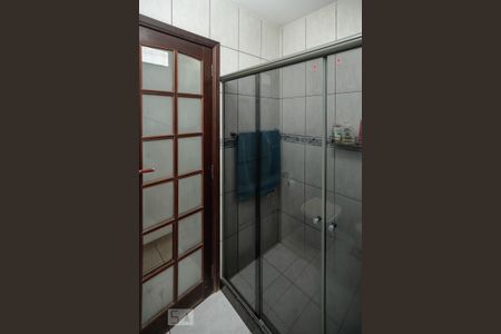 Apartamento à venda com 120m², 3 quartos e sem vaga Apartamento à venda com 120m², 3 quartos e sem vagaBanheiro