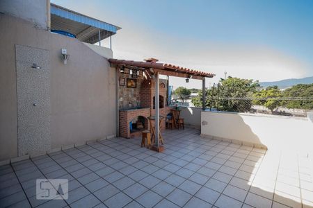 Apartamento à venda com 120m², 3 quartos e sem vaga Apartamento à venda com 120m², 3 quartos e sem vagaTerraço