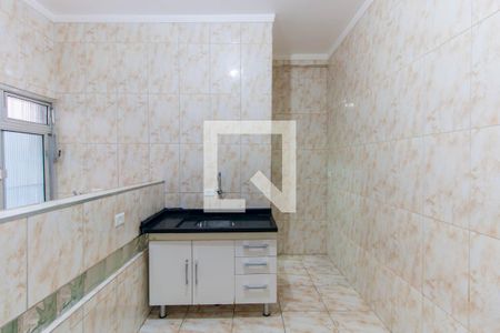 Cozinha de casa para alugar com 1 quarto, 40m² em Vila Ivone, São Paulo