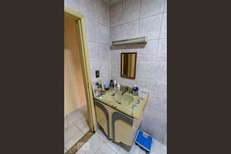 Casa à venda com 188m², 3 quartos e 3 vagasQuarto 3 - Suíte/ Banheiro