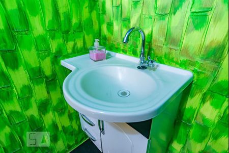 Casa à venda com 178m², 3 quartos e 1 vaga Casa à venda com 178m², 3 quartos e 1 vagaPia