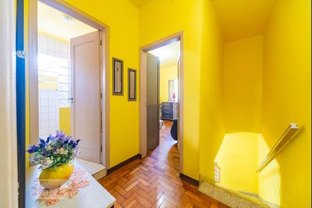 Hall dos Quartos de casa à venda com 3 quartos, 178m² em Campestre, Santo André