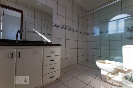 Banheiro da Suíte de apartamento para alugar com 4 quartos, 120m² em Setor Sul, Goiânia