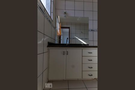Apartamento para alugar com 120m², 4 quartos e 1 vaga Apartamento para alugar com 120m², 4 quartos e 1 vagaBanheiro da Suíte