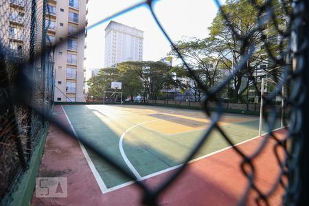 Apartamento à venda com 68m², 2 quartos e 1 vagaÁrea comum - Quadra Esportiva