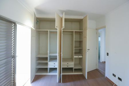 Apartamento à venda com 68m², 2 quartos e 1 vagaQuarto 2