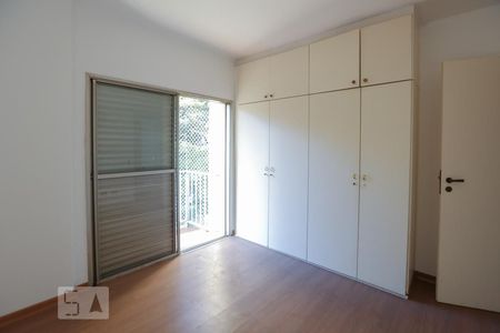 Apartamento à venda com 68m², 2 quartos e 1 vagaQuarto 2