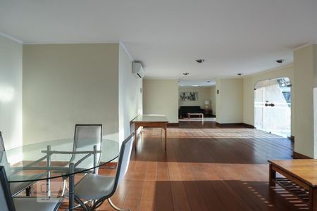 Apartamento à venda com 68m², 2 quartos e 1 vagaÁrea comum - Salão de festas