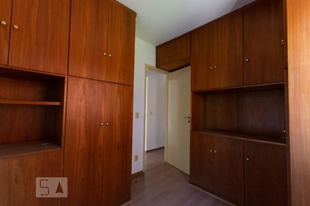 Apartamento para alugar com 76m², 3 quartos e 1 vagaQuarto 2