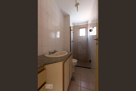 Apartamento para alugar com 76m², 3 quartos e 1 vagaBanheiro social