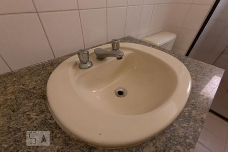 Apartamento para alugar com 76m², 3 quartos e 1 vagaBanheiro social