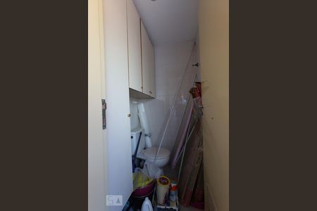 Apartamento para alugar com 76m², 3 quartos e 1 vagaÁrea de serviço