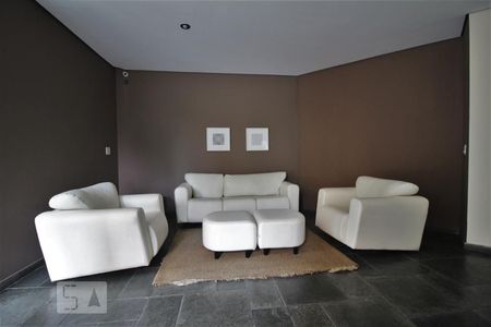 Apartamento à venda com 130m², 2 quartos e 2 vagasHall social