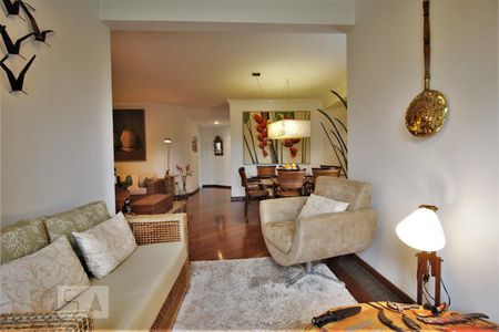 Sala de apartamento à venda com 2 quartos, 130m² em Jardim Ampliação, São Paulo