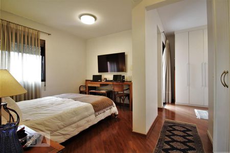 Apartamento à venda com 130m², 2 quartos e 2 vagasSuíte 