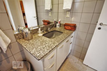 Apartamento à venda com 130m², 2 quartos e 2 vagasPia