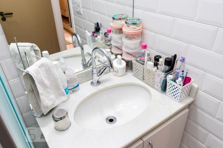 Apartamento à venda com 67m², 2 quartos e 1 vagaBanheiro social