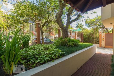 Casa à venda com 300m², 3 quartos e 2 vagasÁrea externa