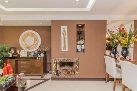 Casa à venda com 300m², 3 quartos e 2 vagasSala