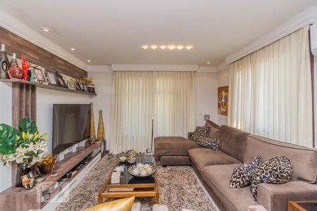 Casa à venda com 300m², 3 quartos e 2 vagasSala