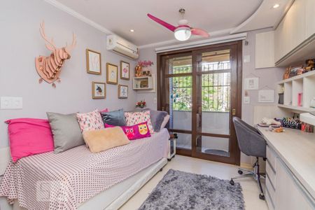 Quarto 1 de casa à venda com 3 quartos, 300m² em Camaquã, Porto Alegre