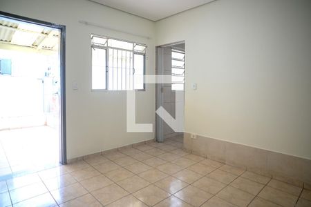 Sala de casa para alugar com 1 quarto, 80m² em Vila Moinho Velho, São Paulo