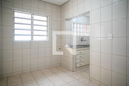 Cozinha de casa para alugar com 1 quarto, 80m² em Vila Moinho Velho, São Paulo