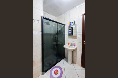 Casa à venda com 187m², 3 quartos e 2 vagasBanheiro