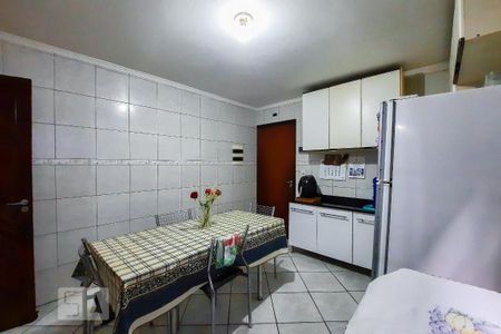 Casa à venda com 187m², 3 quartos e 2 vagasCozinha