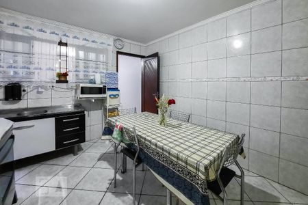 Casa à venda com 187m², 3 quartos e 2 vagasCozinha