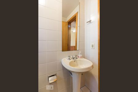 Apartamento à venda com 73m², 2 quartos e 1 vagaBanheiro Social