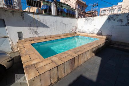 Casa à venda com 300m², 5 quartos e 6 vagasÁrea comum - Piscina