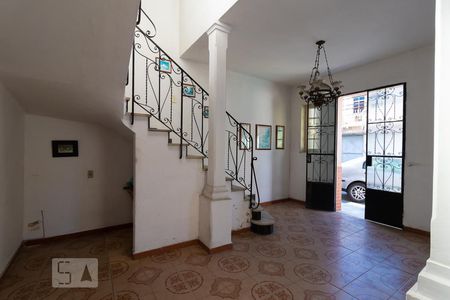Sala de casa à venda com 5 quartos, 300m² em Higienópolis, Rio de Janeiro