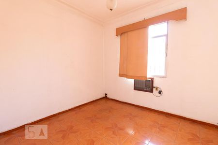 Casa à venda com 300m², 5 quartos e 6 vagasQuarto 2