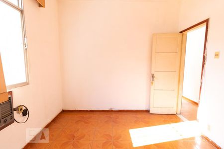Casa à venda com 300m², 5 quartos e 6 vagasQuarto 2
