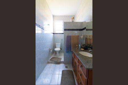 Casa à venda com 300m², 5 quartos e 6 vagasBanheiro 3