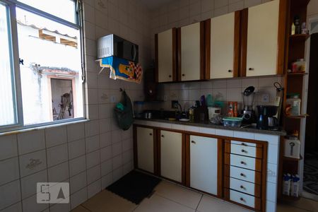 Casa à venda com 300m², 5 quartos e 6 vagasCozinha 2