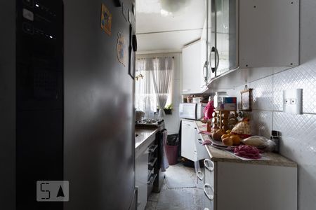 Cozinha de apartamento à venda com 2 quartos, 48m² em Vila Antonieta, São Paulo