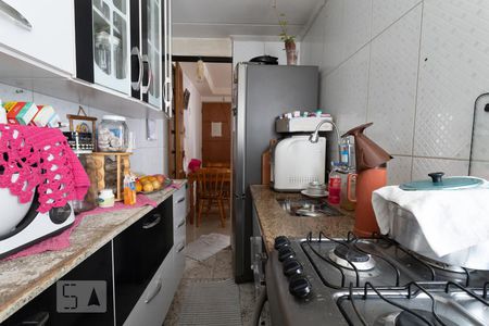 Cozinha de apartamento à venda com 2 quartos, 48m² em Vila Antonieta, São Paulo