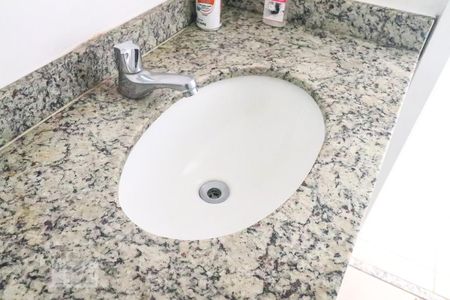 Lavabo de casa de condomínio para alugar com 5 quartos, 300m² em Recreio dos Bandeirantes, Rio de Janeiro