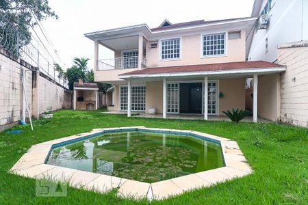 Casa de condomínio para alugar com 300m², 5 quartos e 2 vagas Casa de condomínio para alugar com 300m², 5 quartos e 2 vagasÁrea Externa